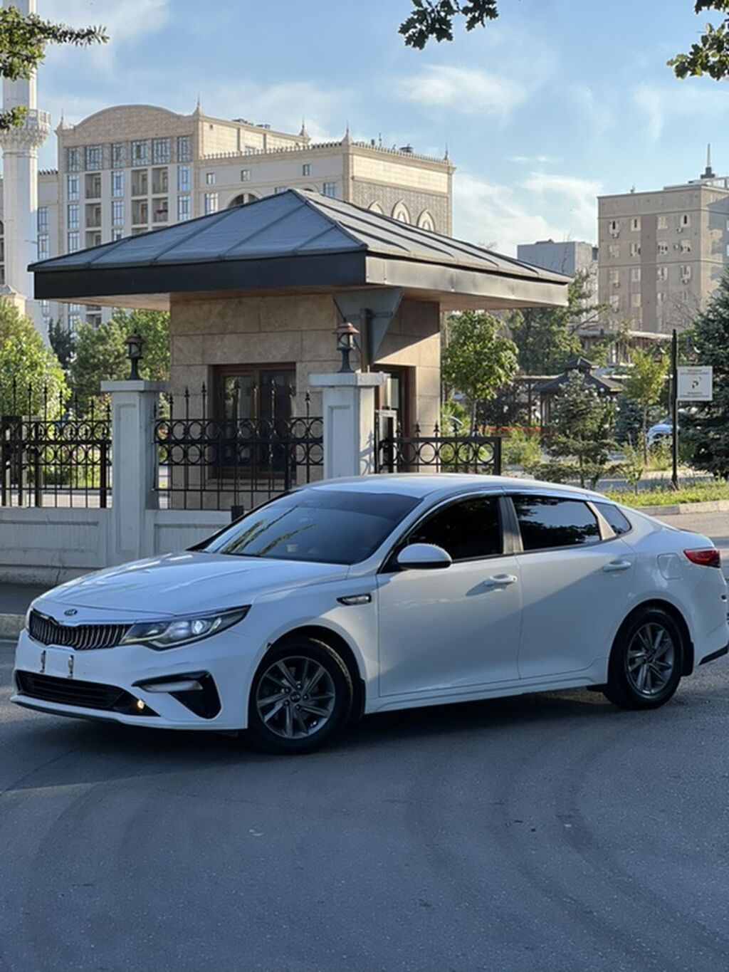 Kia K5: 2018 г., 2 л, Автомат, Газ, Седан: фото 1