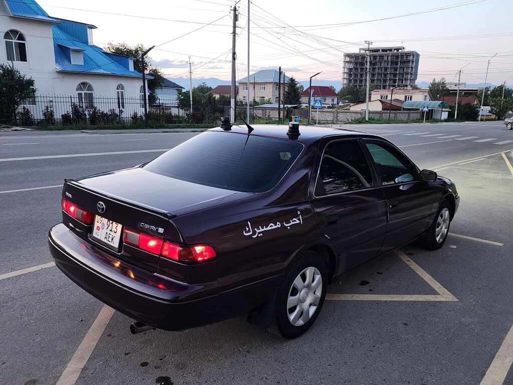Toyota Camry: 1999 г., 2.2 л, Автомат, Бензин, Седан: фото 2