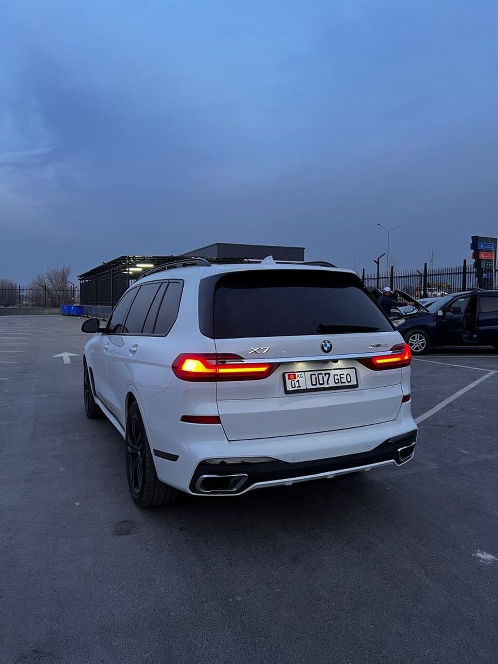 BMW X7: 2019 г., 3 л, Автомат, Бензин, Кроссовер: фото 5