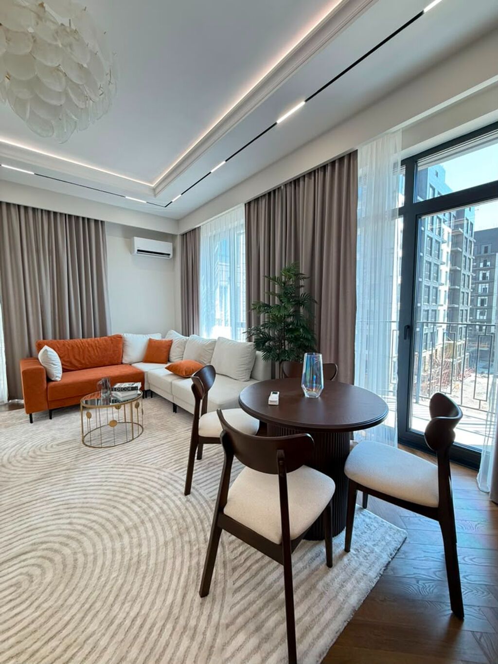 3 комнаты, 92 м², Орто-Сай с. Элитка, 4 этаж, Дизайнерский ремонт: фото 3