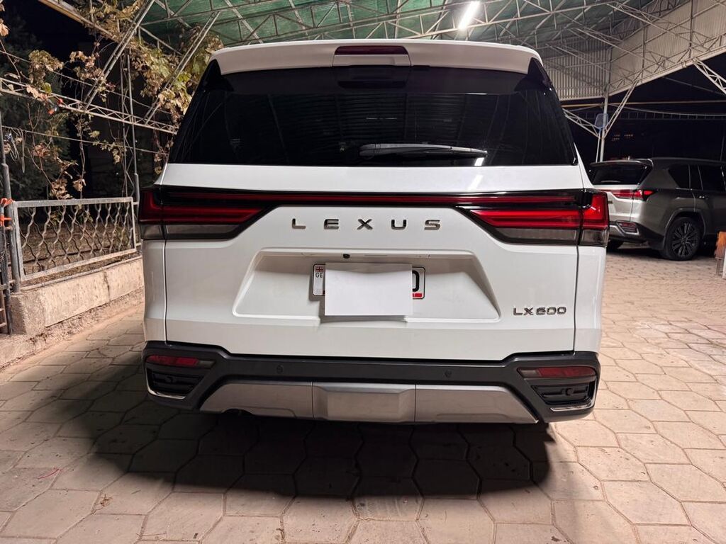 Lexus LX: 2022 г., 3.5 л, Внедорожник: фото 5