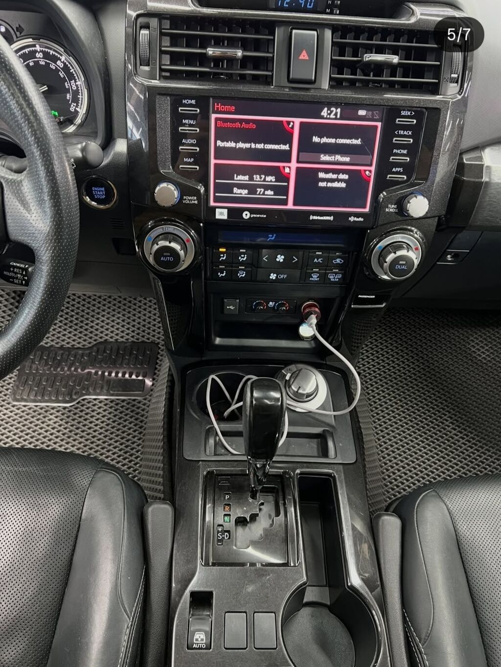 Toyota 4Runner: 2020 г., 4 л, Автомат, Бензин: фото 6