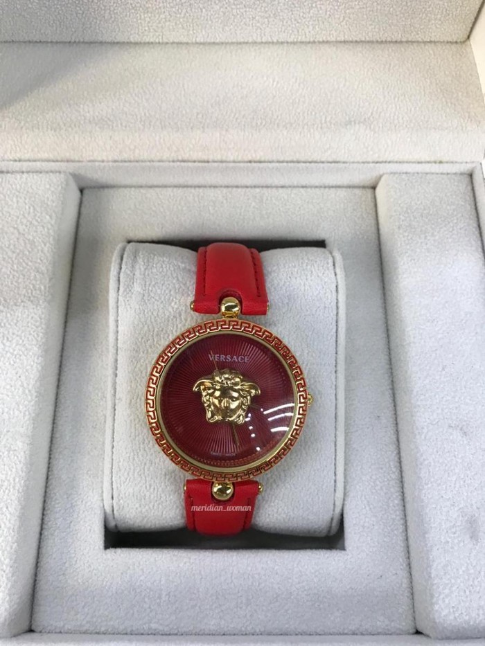 Qol saatları: Qadın Qırmızı Dəbli Qol saatları Versace - lalafo.az Bakı şəhərində Qadın Qırmızı Dəbli Qol saatları Versace