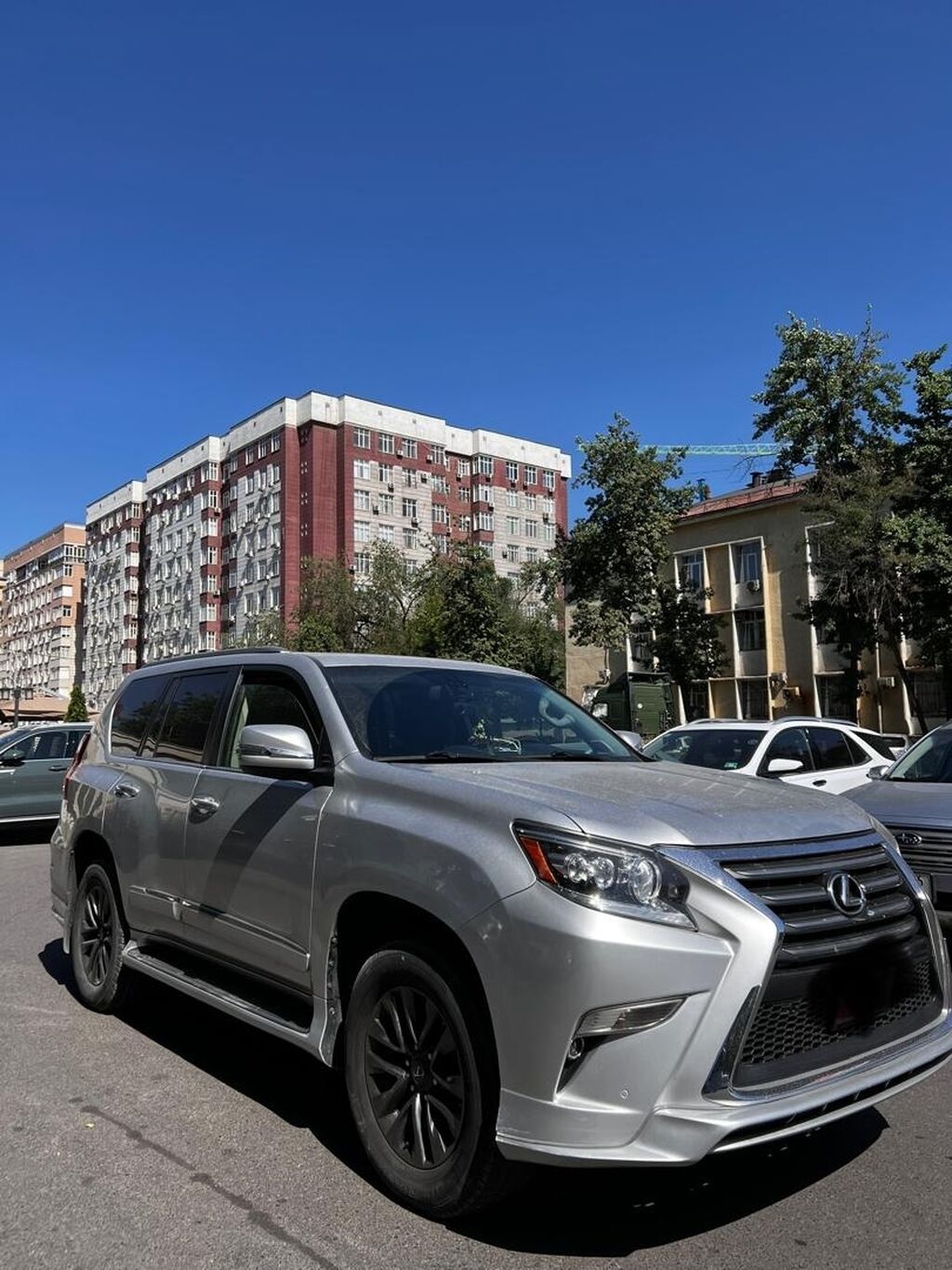 Lexus GX: 2017 г., 4.6 л, Автомат, Внедорожник: фото 8