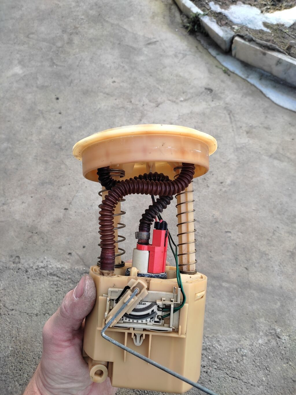 Бензостанция бензонасос Мазда дэмио демио demio: 500 KGS Топливные баки ...