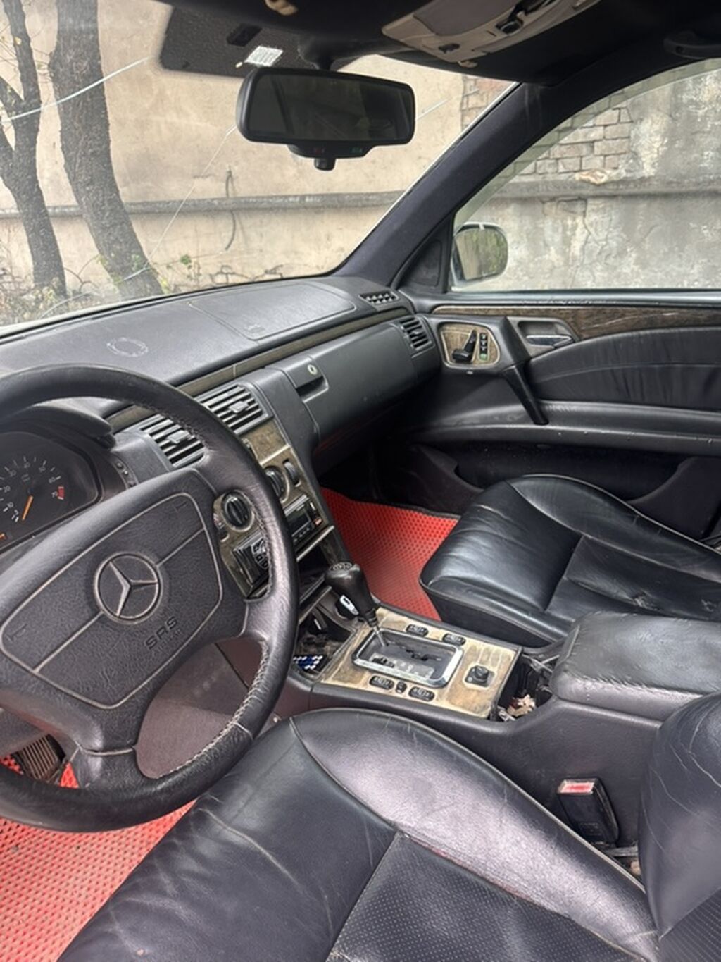 Mercedes-Benz E-Class: 1996 г., 3.2 л, Автомат, Бензин, Седан: фото 7