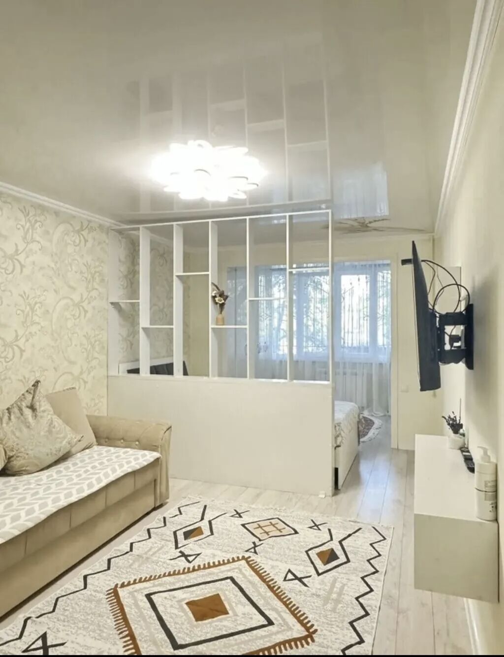 1 комната, 38 м², 5 мкр 104 серия, 2 этаж, Дизайнерский ремонт: фото 3