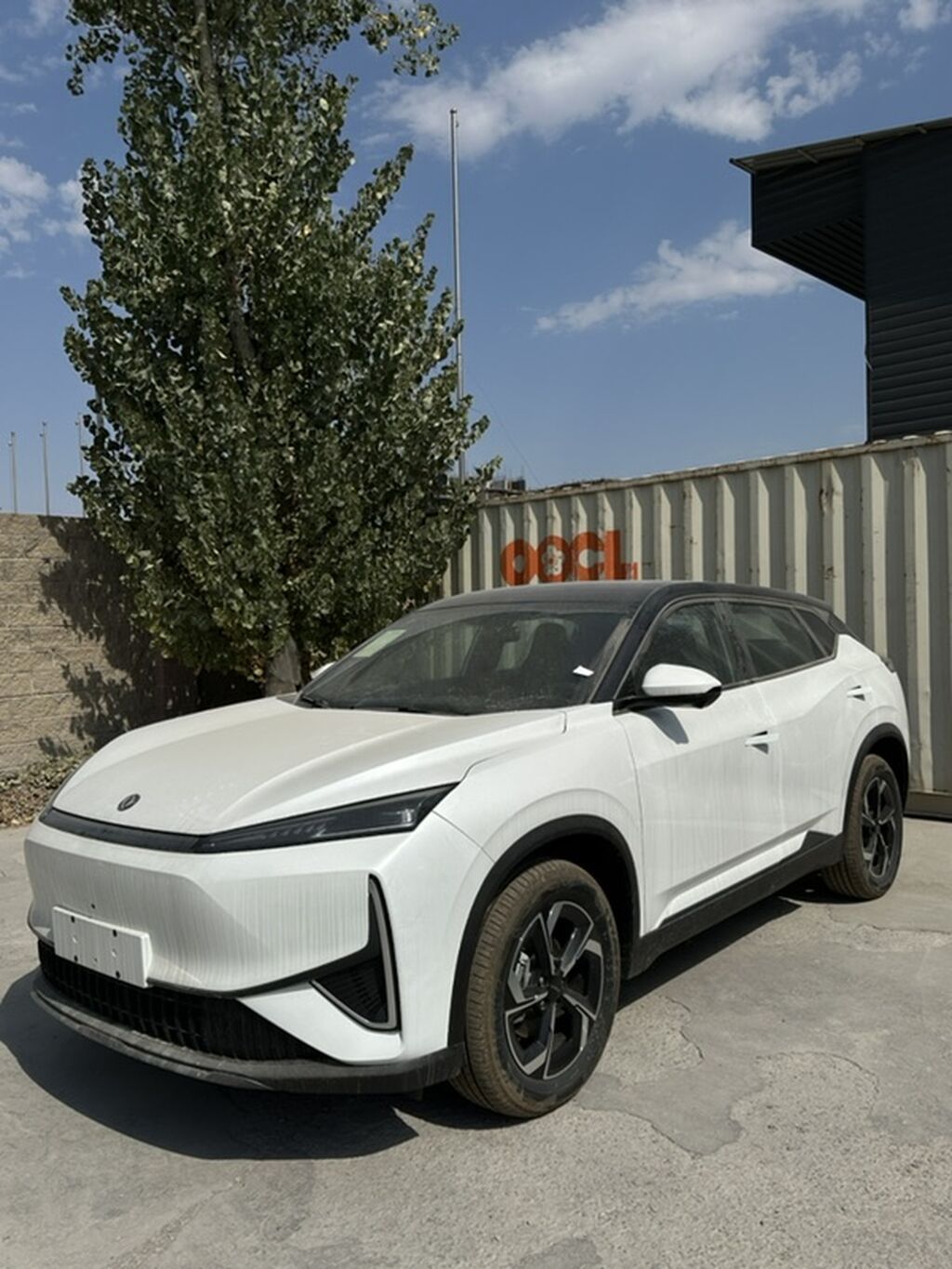 Dongfeng : 2026 г., 0.1 л, Автомат, Электромобиль, Кроссовер: фото 2