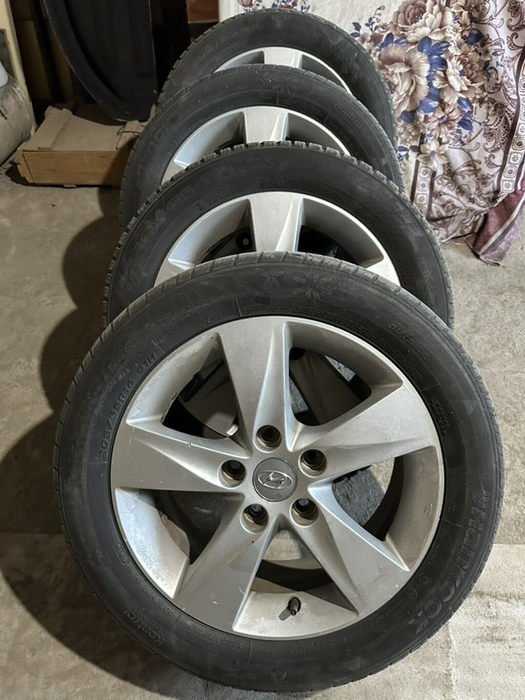 Колеса в сборе 205 / 55 / R 16, Зима, Б/у, Комплект, Легковые, Литые, отверстий - 5: фото 2