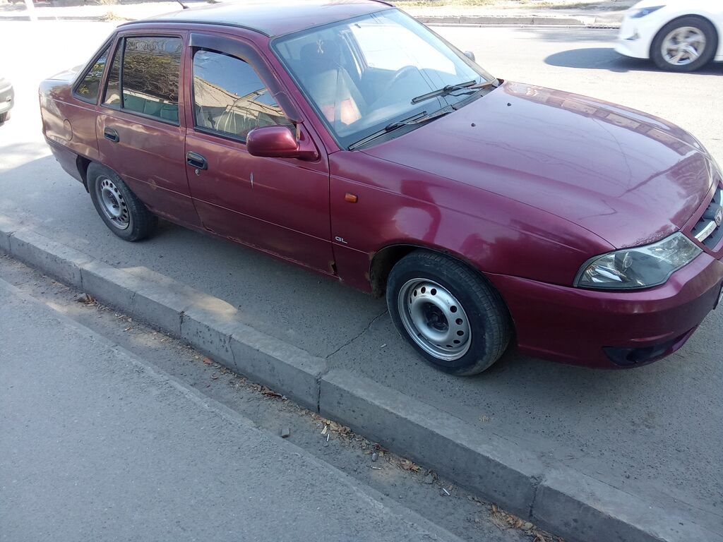 Daewoo Nexia: 2010 г., 1.5 л: фото 4