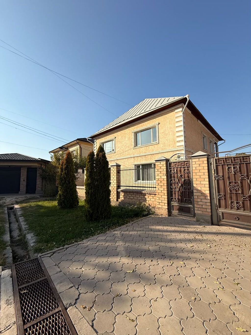 250 м², 6 комнат и более, Южная Магистраль, Без животных: фото 1