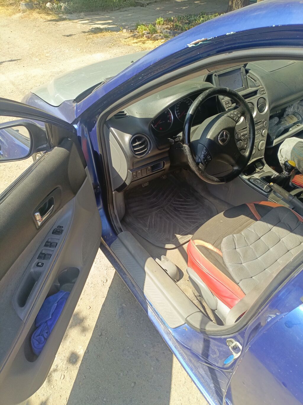 Mazda 6: 2002 г., 1.8 л, Механика, Бензин, Седан: фото 7