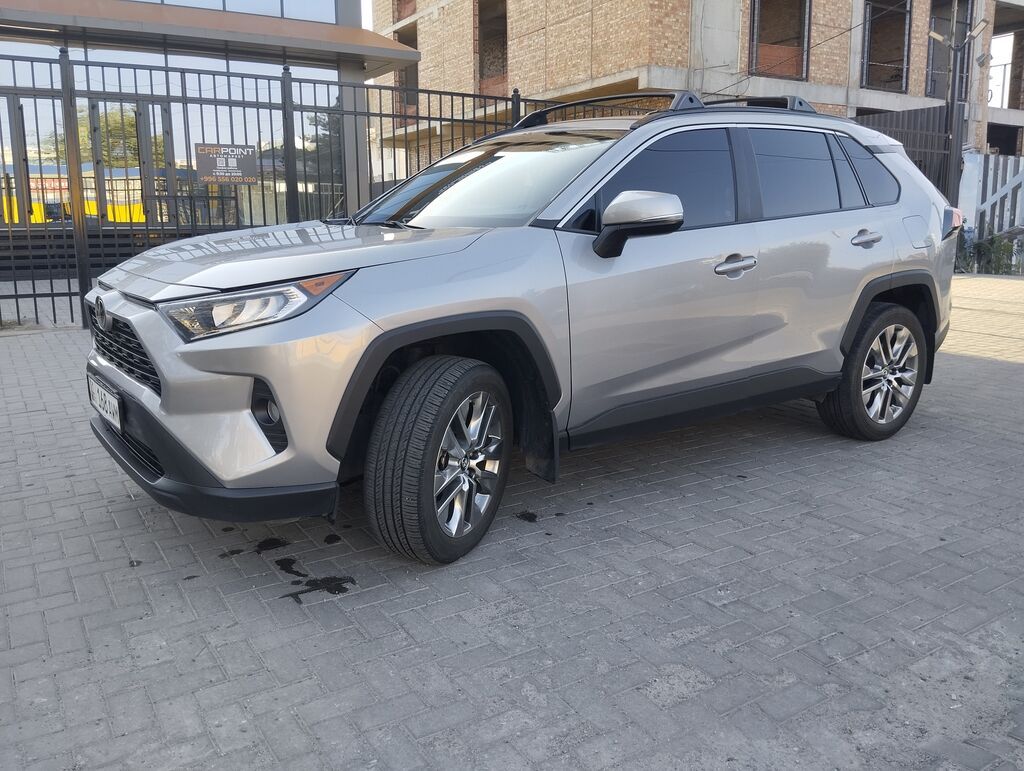 Toyota RAV4: 2019 г., 2.5 л, Автомат, Бензин, Кроссовер: фото 6