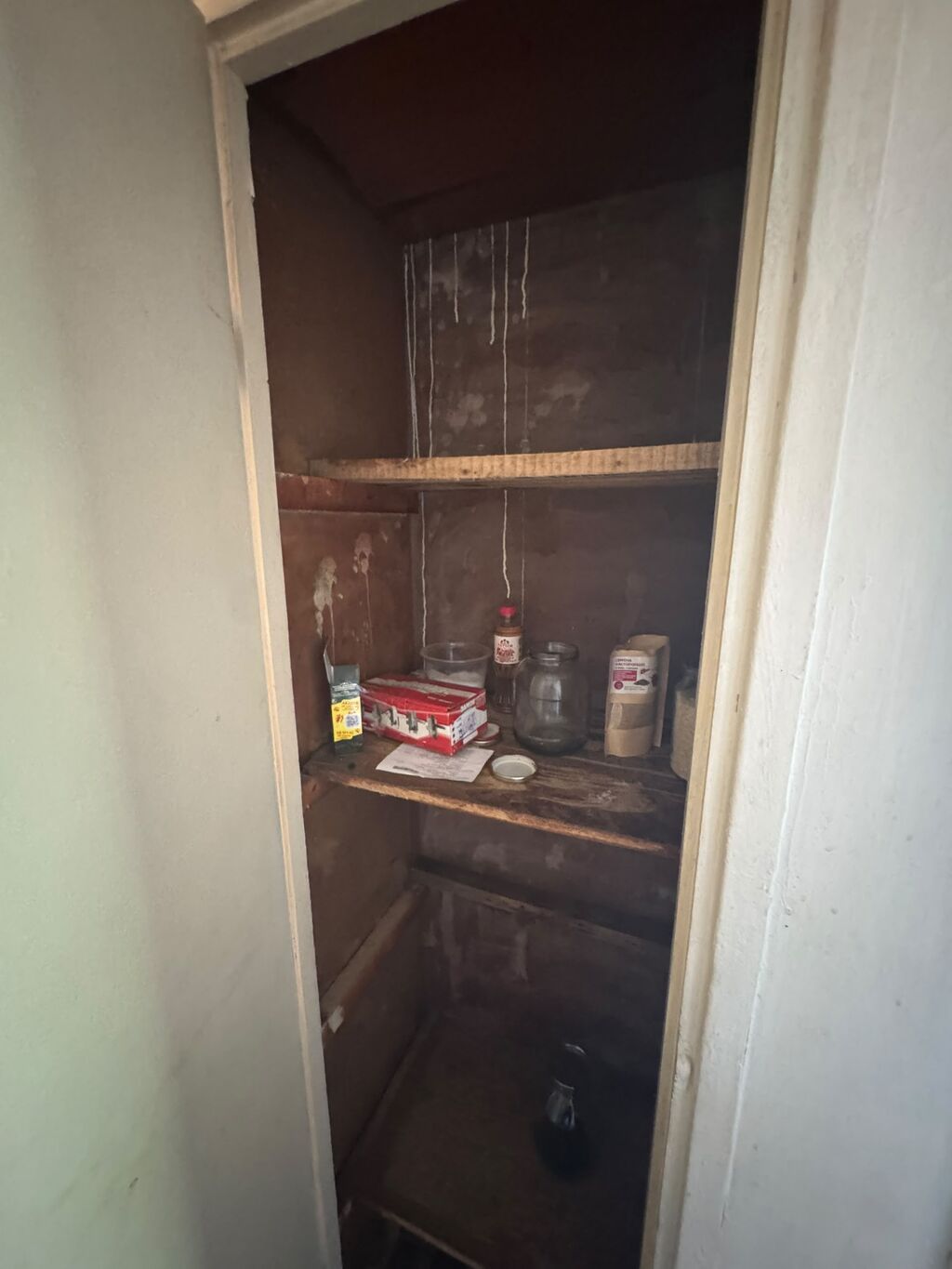1 комната, 34 м², ТЦ Весна 105 серия, 1 этаж, Старый ремонт: фото 7