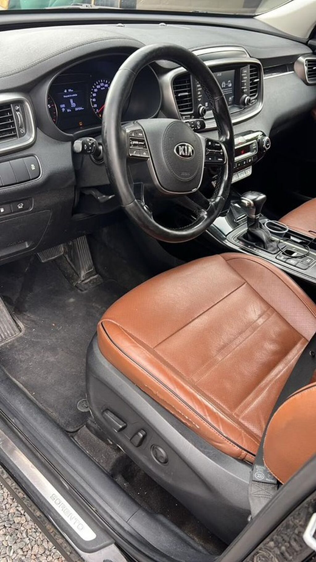 Kia Sorento: 2018 г., 2.2 л, Автомат, Дизель, Кроссовер: фото 3