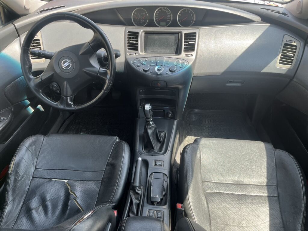 Nissan Primera: 2003 г., 2 л, Механика, Бензин, Хэтчбэк: фото 6