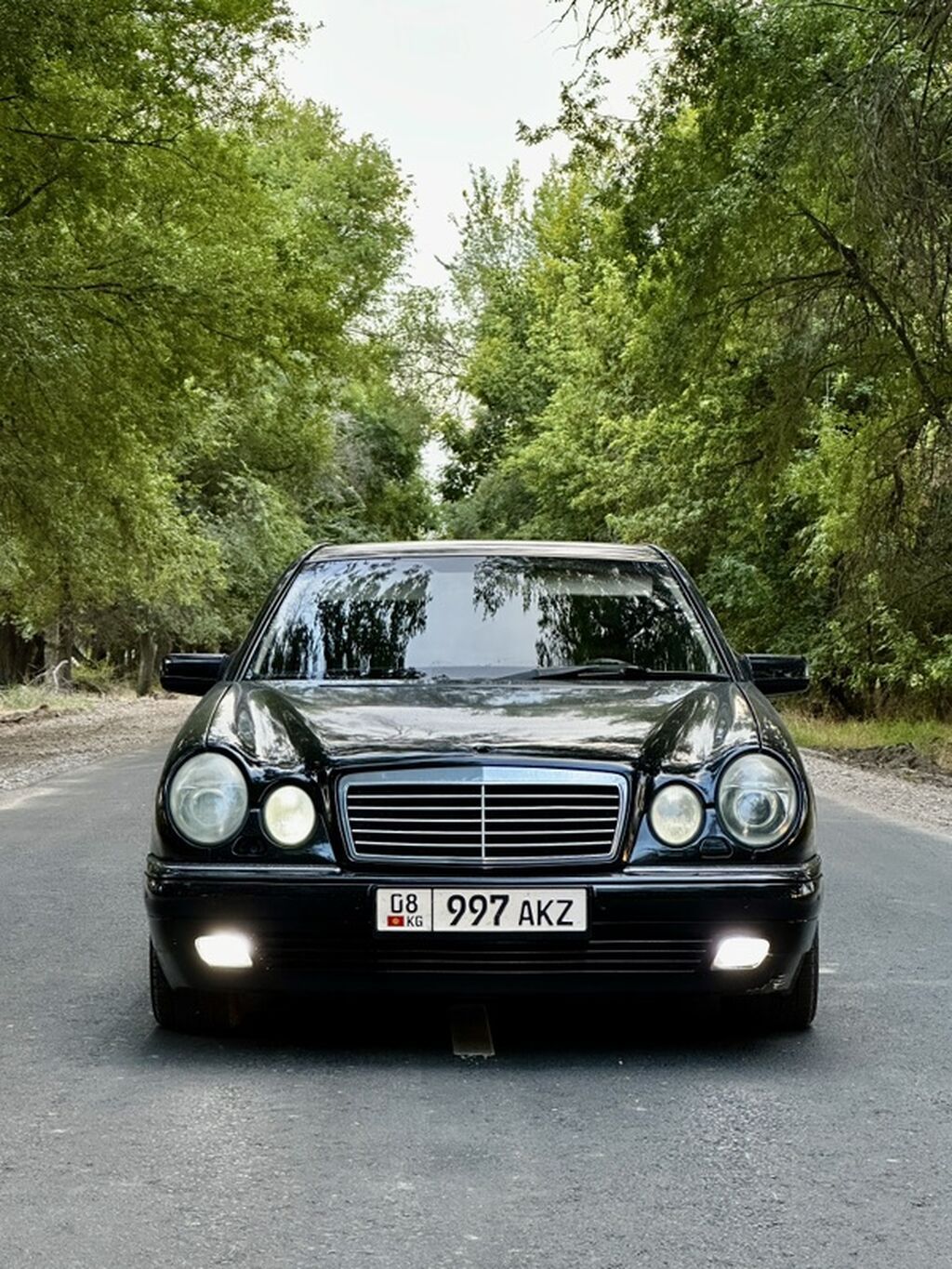 Mercedes-Benz E-Class: 1999 г., 4.3 л, Автомат, Бензин, Седан: фото 2