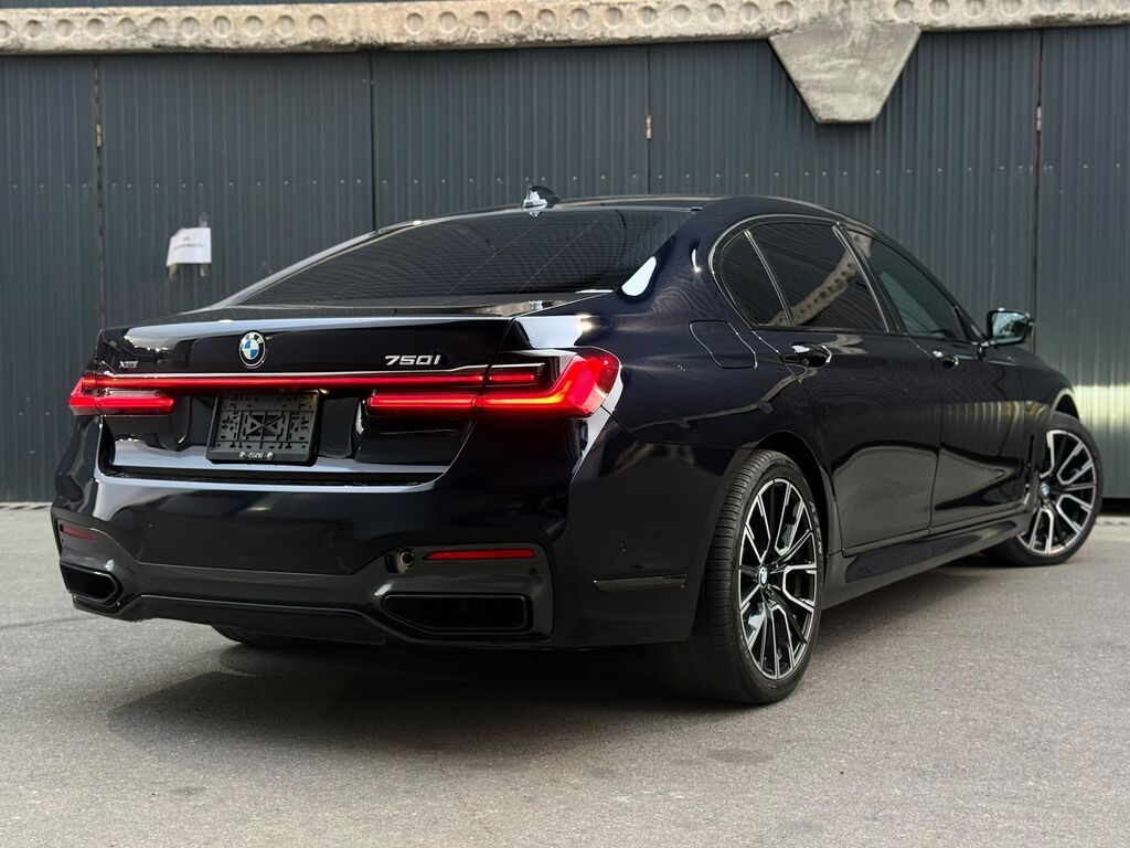 BMW 7 series: 2021 г., 4.4 л, Автомат, Бензин, Седан: фото 6