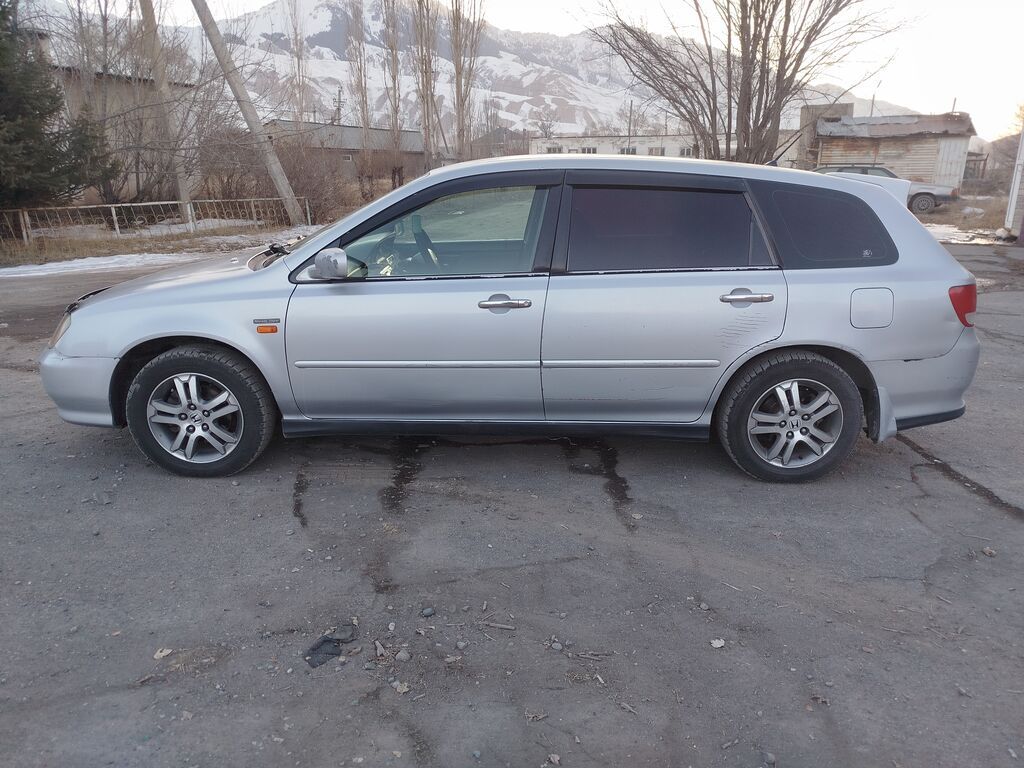 Honda Avancier: 2002 г., 2.3 л, Автомат, Бензин, Универсал — фото 4