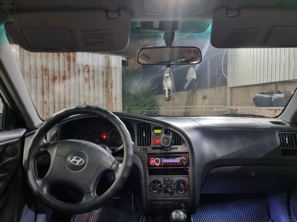 Hyundai Elantra: 2005 г., 1.6 л, Механика, Бензин, Седан: фото 8