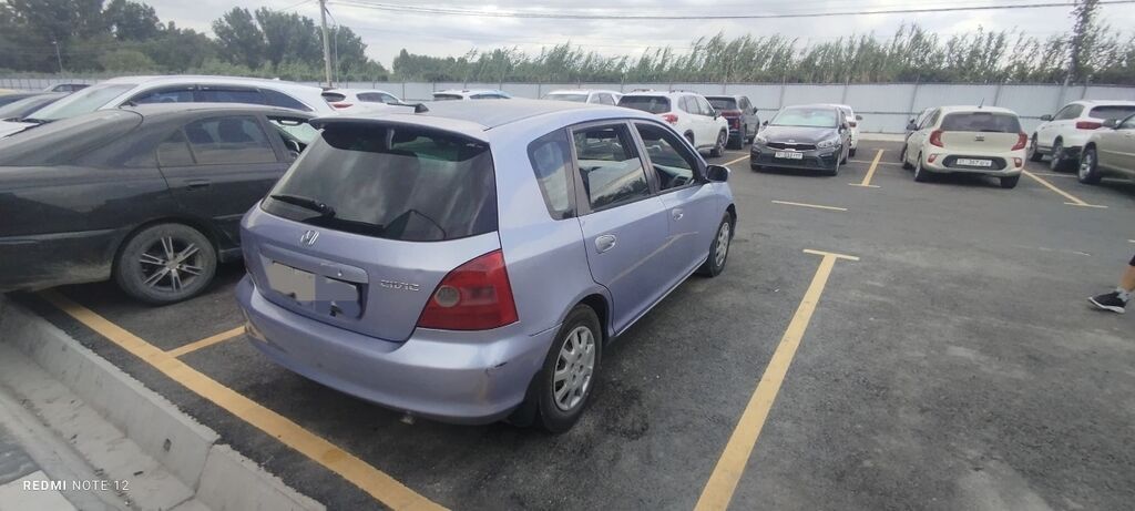 Honda Civic: 2002 г., 1.5 л, Вариатор, Бензин, Хэтчбэк: фото 3