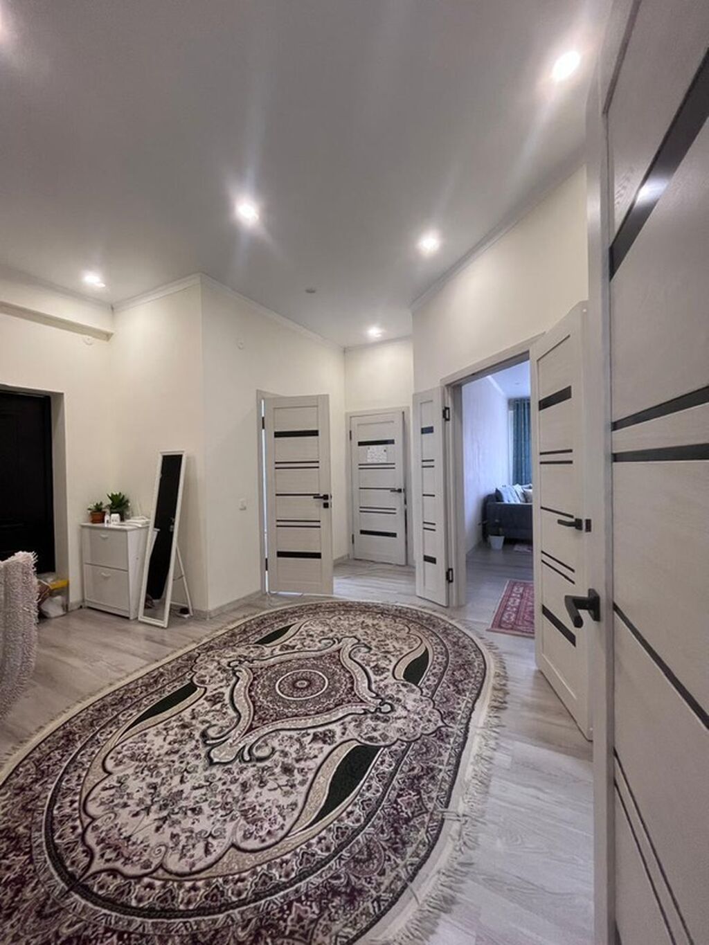 3 комнаты, 81 м², ул. Масалиева-Монуева, Индивидуалка, 12 этаж, Дизайнерский ремонт: фото 8