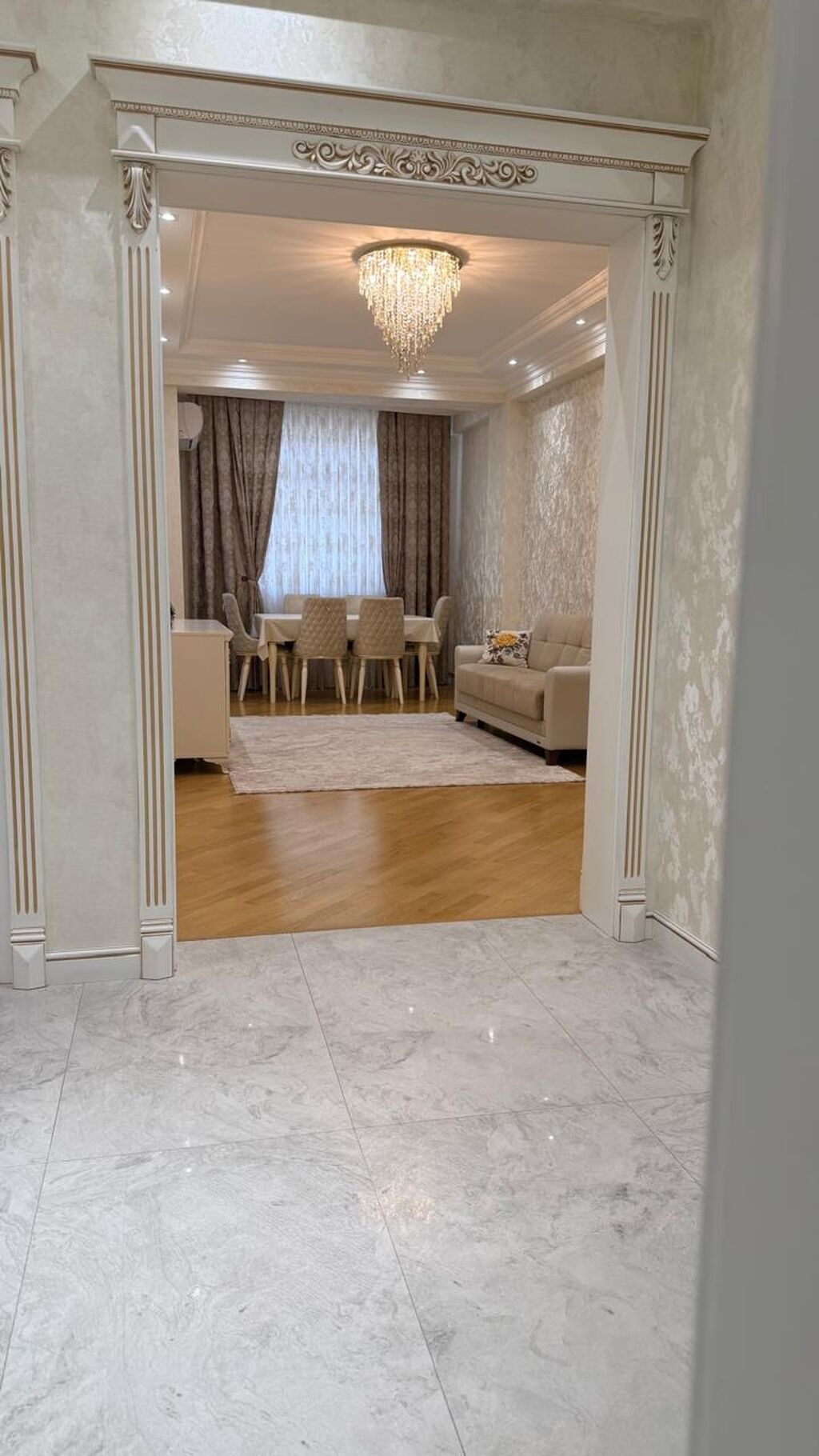 Bakı, 8-ci mikrorayon, 2 otaqlı, Köhnə tikili, m. Azadlıq Prospekti, 65 kv. m