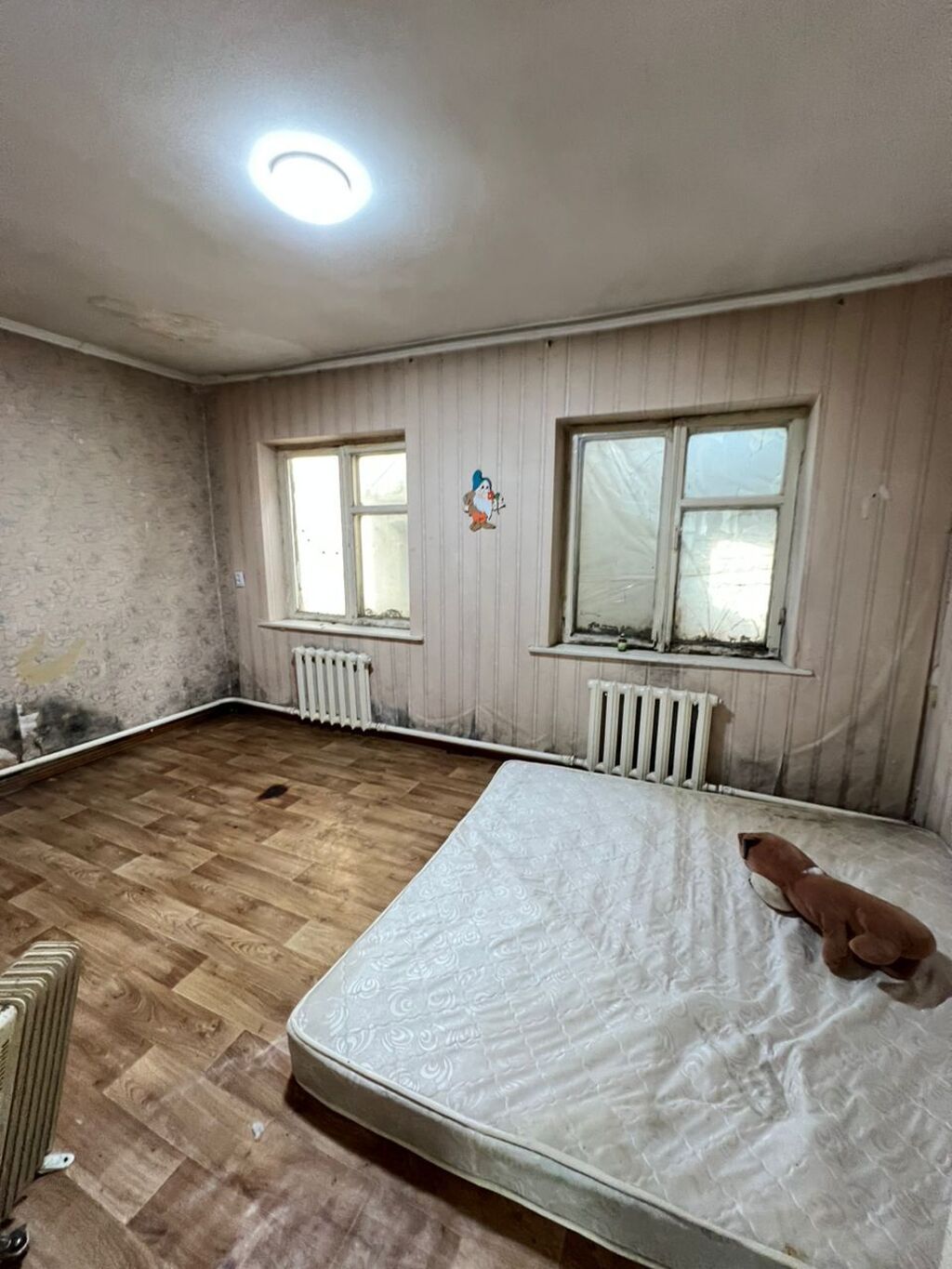 Срочно СДАЕТСЯ ДОМ участком ул Медерова Абая на первом линии можно: фото 7