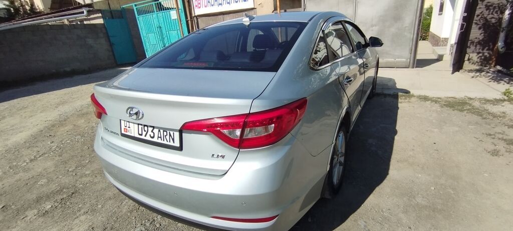 Hyundai Sonata: 2016 г., 2 л, Автомат, Газ, Седан: фото 4