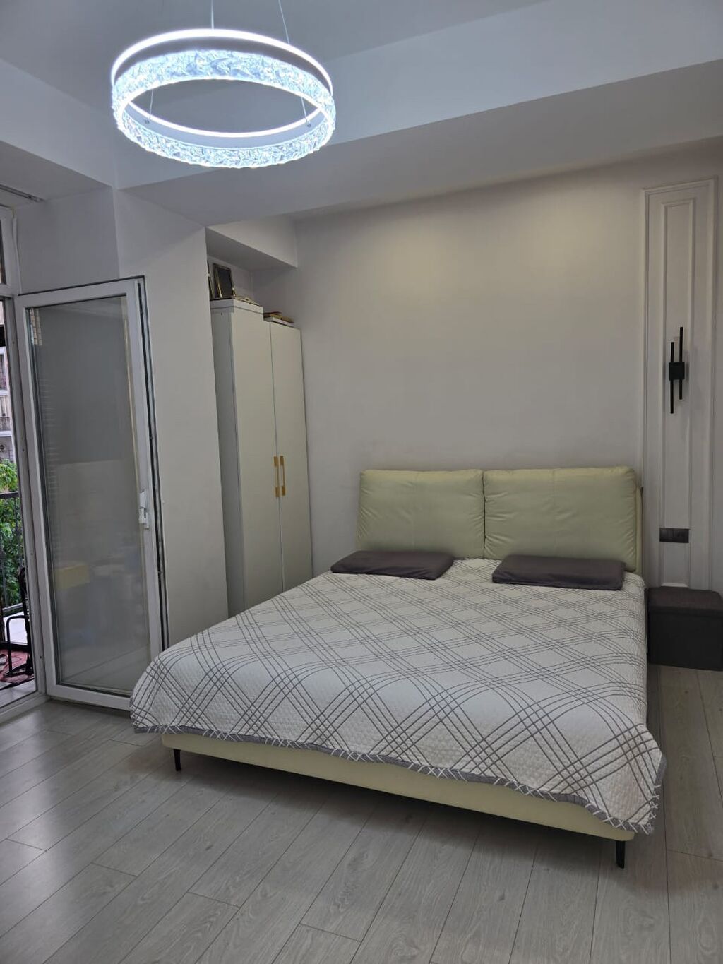 3 комнаты, 108 м², ул. Калык Акиева Элитка, 3 этаж, Дизайнерский ремонт: фото 2