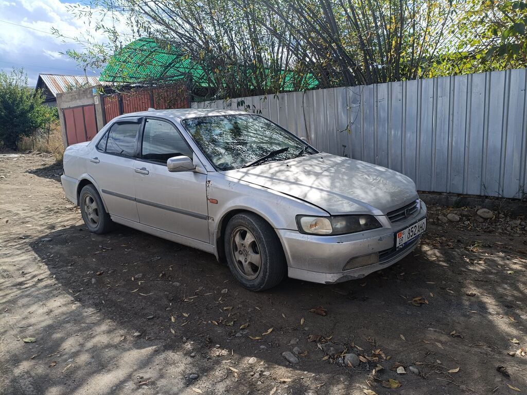 Honda Ascot: 2000 г., 0.2 л, Автомат, Бензин, Седан: фото 1