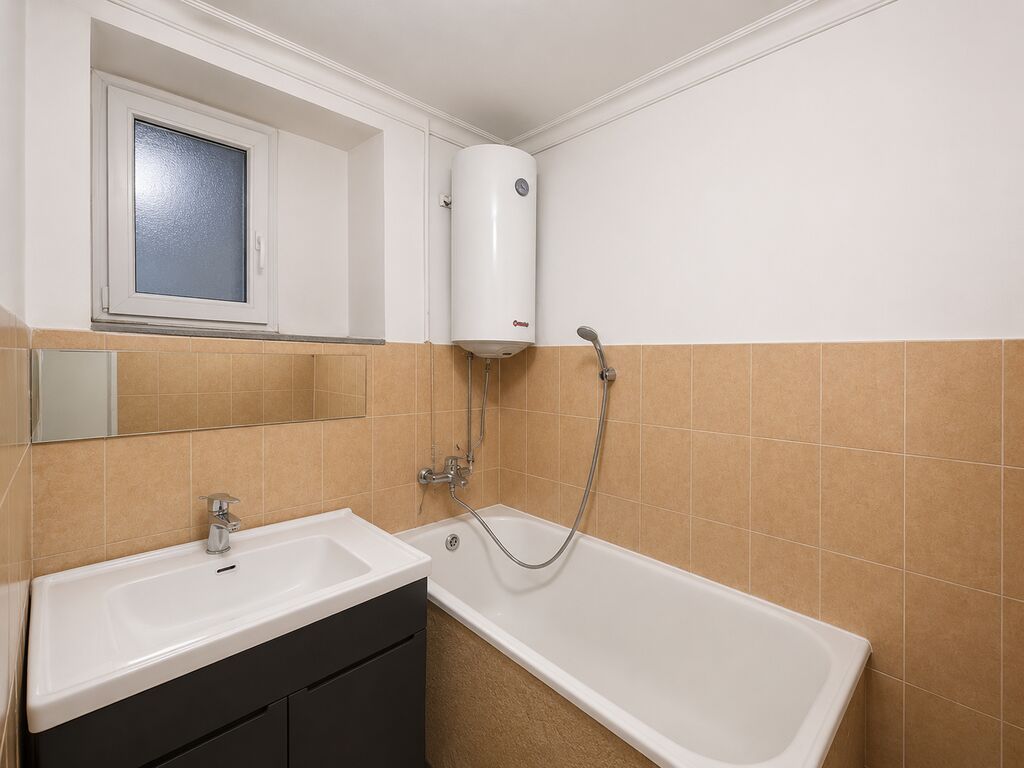 3 комнаты, 55 м², Заря Индивидуалка, 2 этаж, Свежий ремонт: фото 8