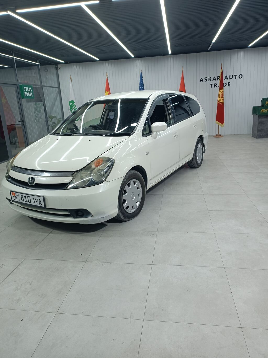 Honda Stream: 2004 г., 1.7 л, Автомат, Бензин, Минивэн: фото 3