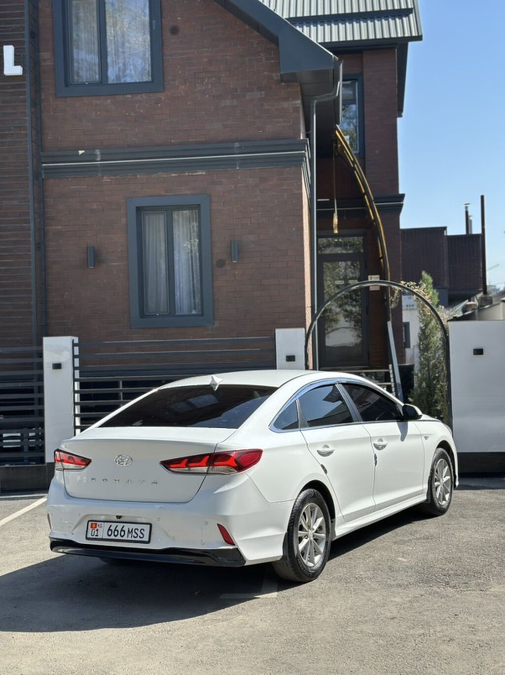 Hyundai Sonata: 2018 г., 2 л, Автомат, Газ, Седан: фото 6
