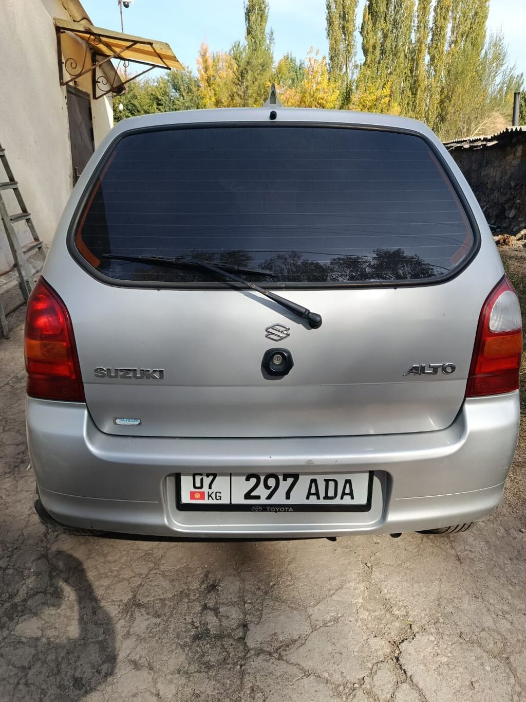 Suzuki Alto: 2004 г., Механика, Бензин, Хэтчбэк: фото 3