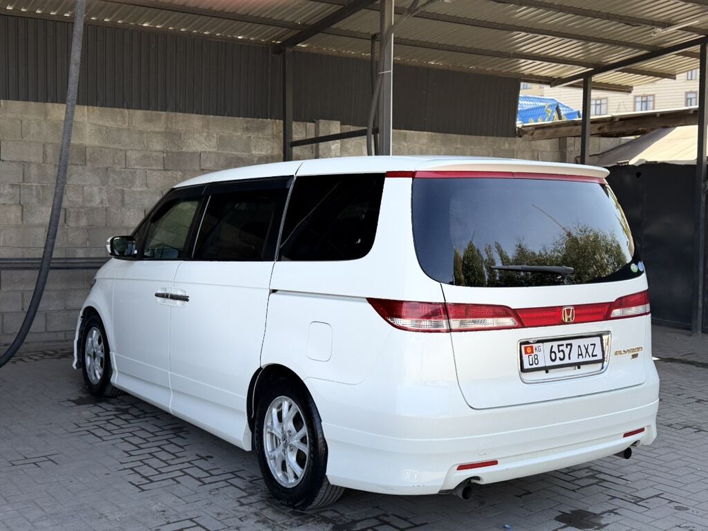 Honda Elysion: 2006 г., 3 л, Автомат, Бензин, Минивэн: фото 7