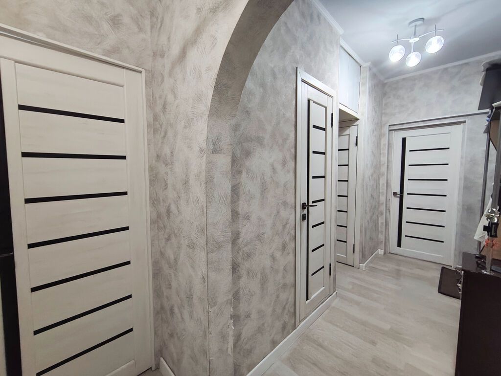 2 комнаты, 60 м², 106 серия, 8 этаж, Косметический ремонт: фото 1