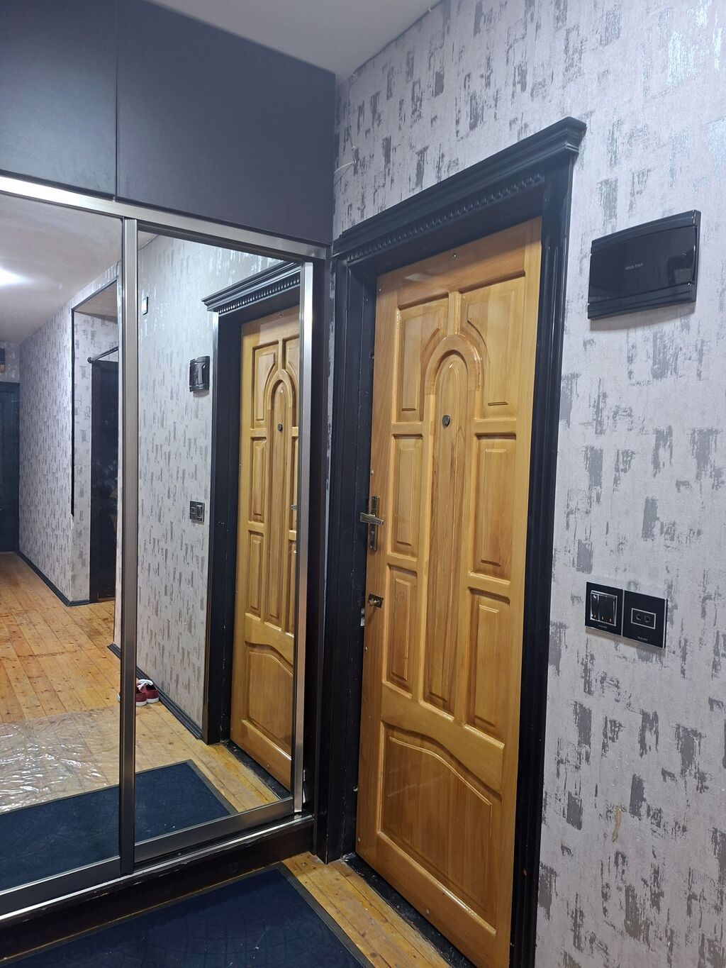 Bakı, Qaraçuxur qəs., 5 otaqlı, Köhnə tikili, 120 kv. m