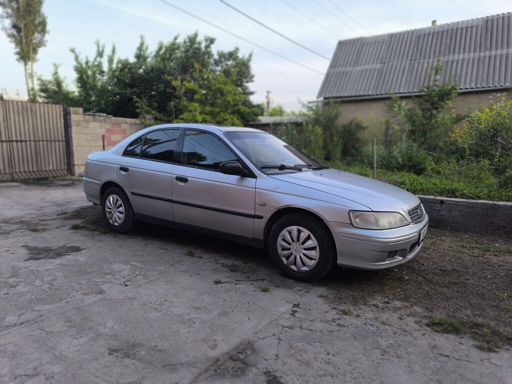 Продам Honda Accord 2000 г., 1.8 л, механика: фото 2