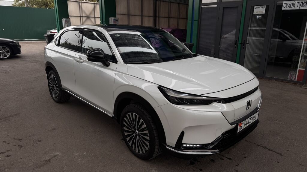 Honda e:NS1: 2023 г., 1 л, Автомат, Электромобиль, Кроссовер: фото 6