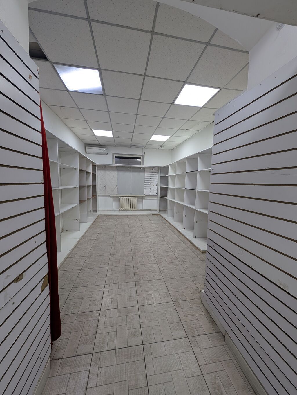Магазин, Отдельностоящий магазин, 70 м² С оборудованием, С ремонтом, Heating сommunications, Отдельный вход — фото 6