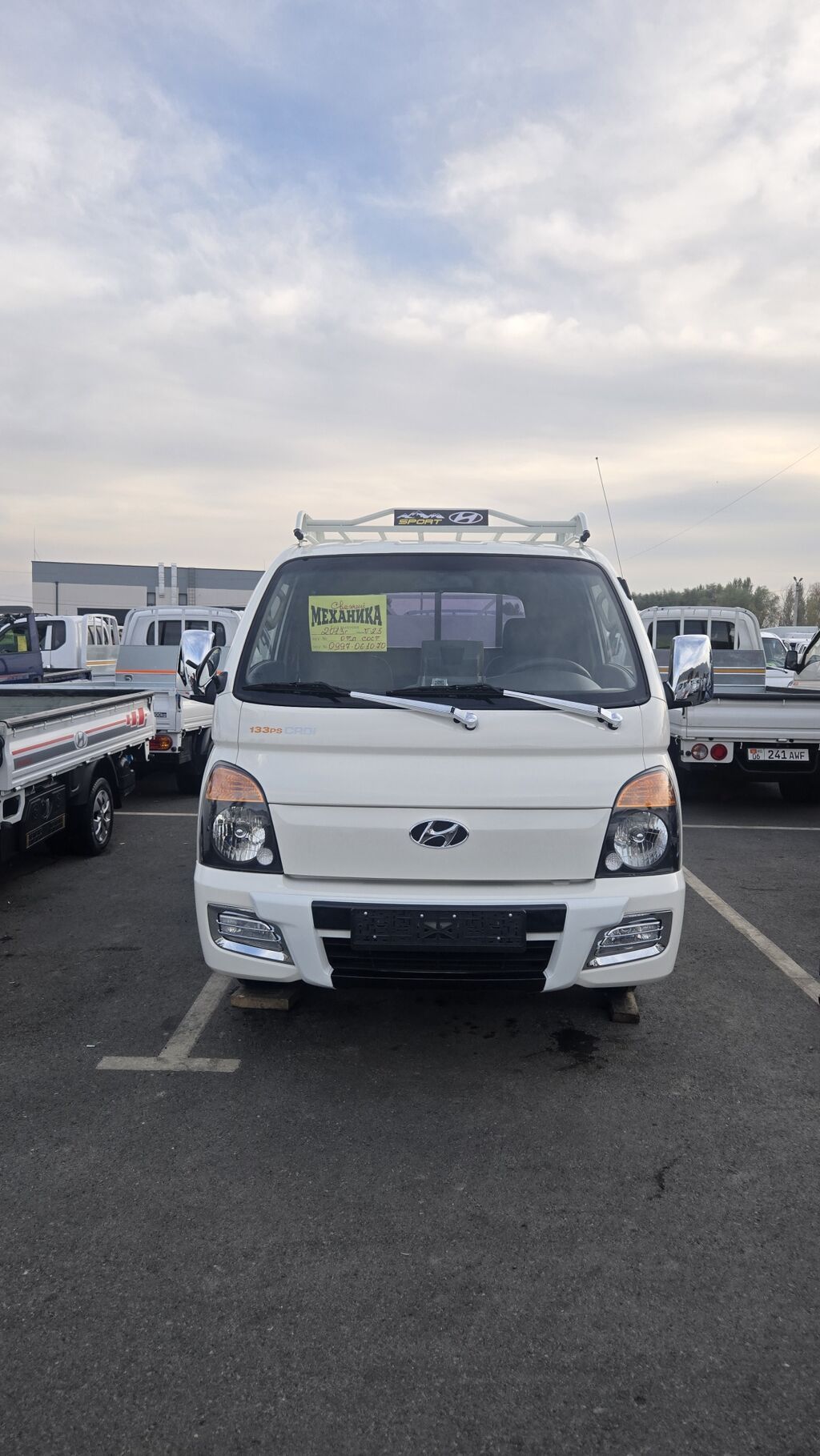 Hyundai Porter II (легкий грузовик/бортовой) - Компактный грузовик: фото 1