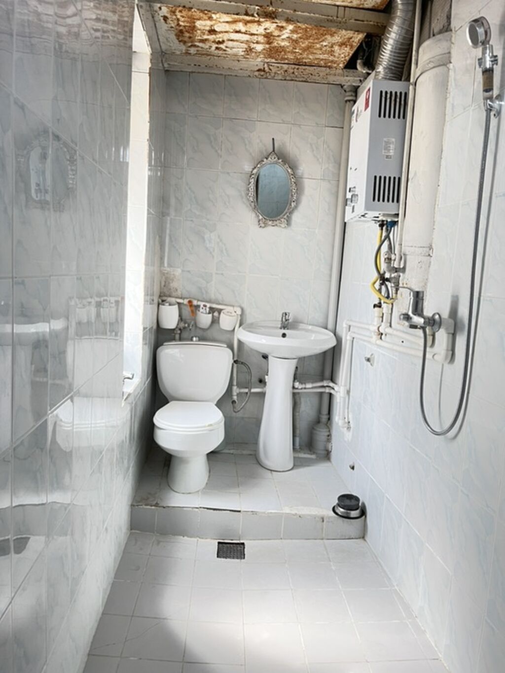 Bakı, 2 otaqlı, Köhnə tikili, m. Qara Qarayev, 45 kv. m