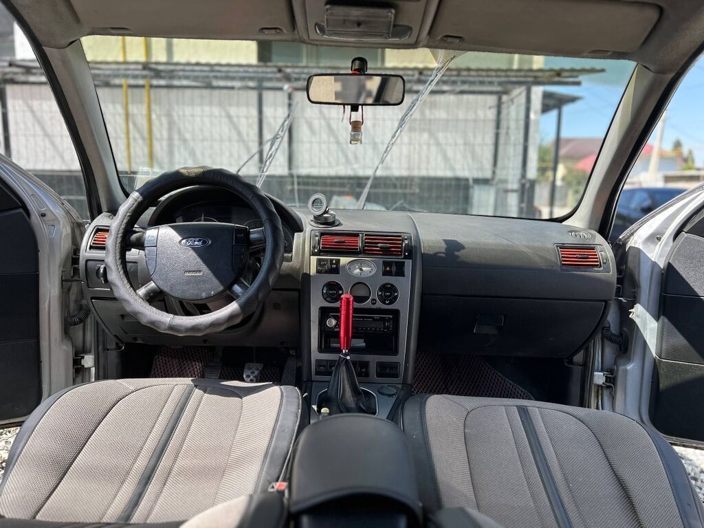 Ford Mondeo: 2003 г., 2 л, Механика, Дизель, Универсал: фото 7
