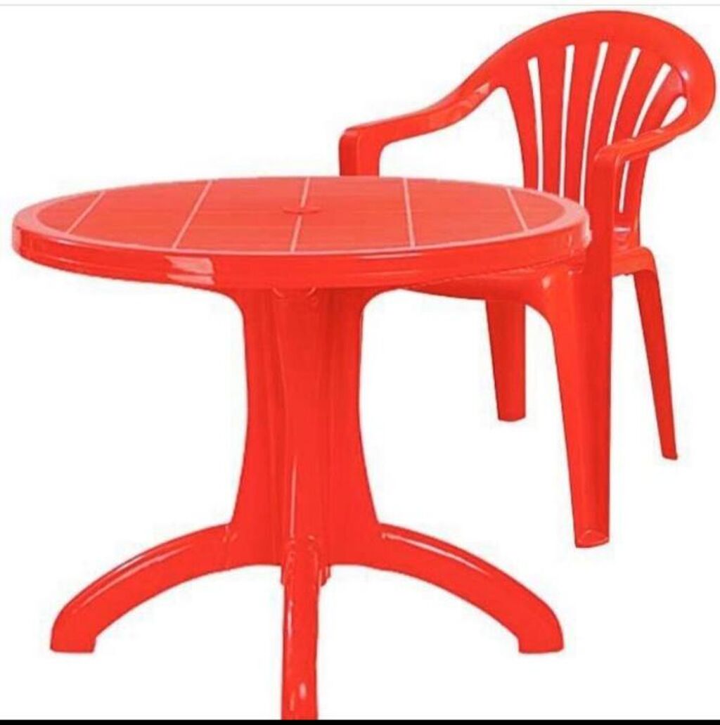 Садовая мебель стол и стулья из пластика