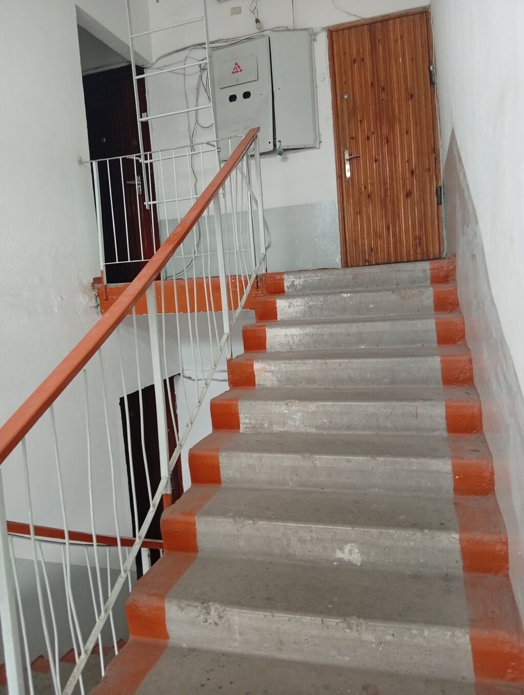 1 комната, 34 м², Манаса/Боконбаева 105 серия, 5 этаж, Старый ремонт: фото 3