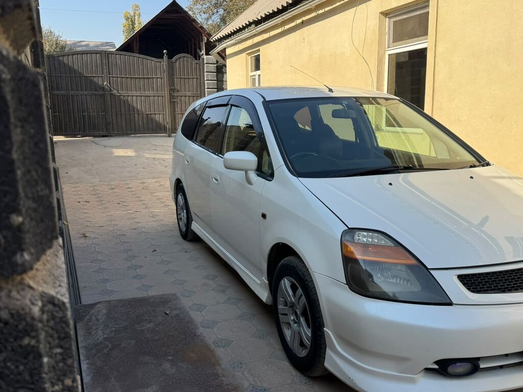 Honda Stream: 2001 г., 2 л, Автомат, Минивэн: фото 3