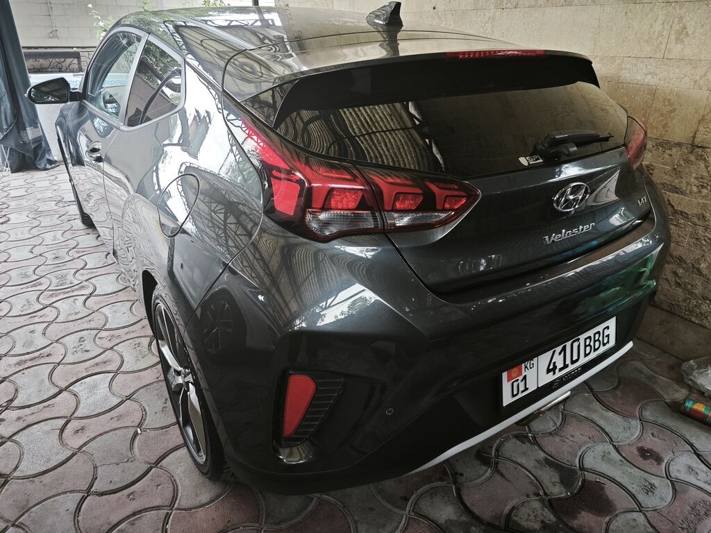 Hyundai Veloster: 2018 г., 1.4 л, Робот, Бензин: фото 3