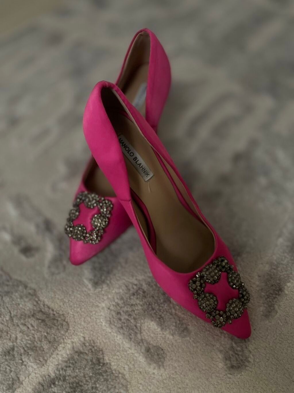 Туфли-лодочки Manolo Blahnik Hangisi . РАЗМЕР 37 - Модель: Hangisi: фото 2