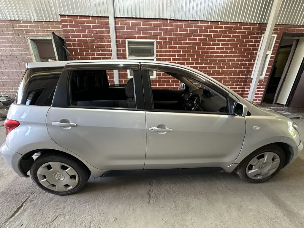 Toyota Ist